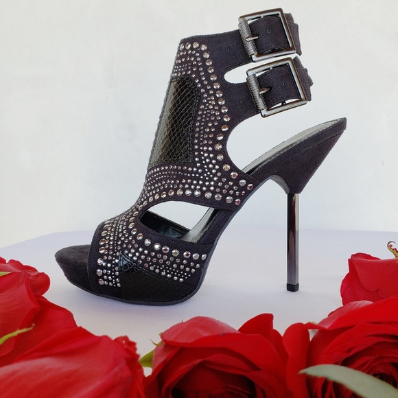 Fergie Studded Platform Sandal - Picture 6 of 6